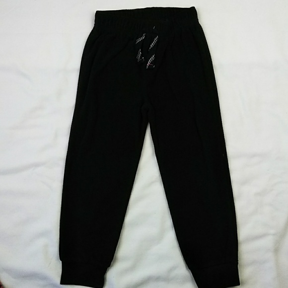 Carter's Boy's 3T Red Plaid 2-pc Set (Pre-owned) - Picture 5 of 7